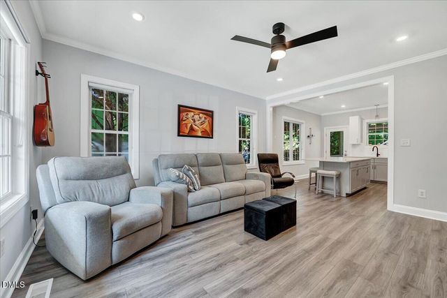 222 Marsh Avenue, Raleigh, NC 27606