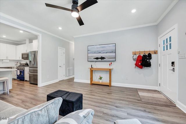 222 Marsh Avenue, Raleigh, NC 27606