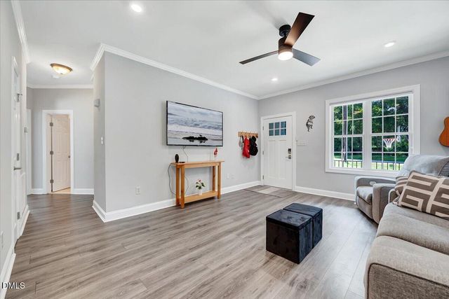 222 Marsh Avenue, Raleigh, NC 27606