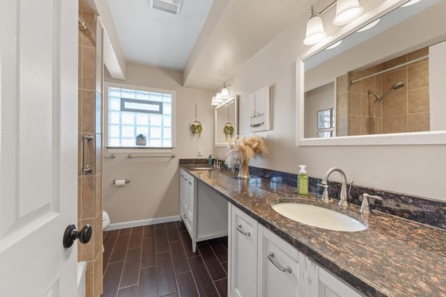 13342 Lutz Avenue, Warren, MI 48088