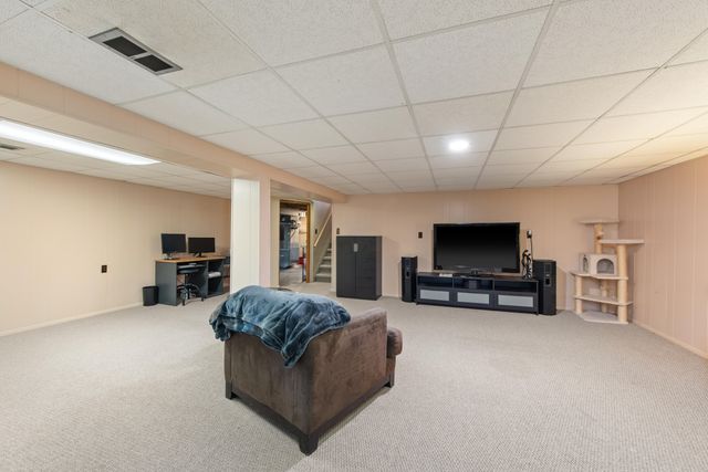 13342 Lutz Avenue, Warren, MI 48088