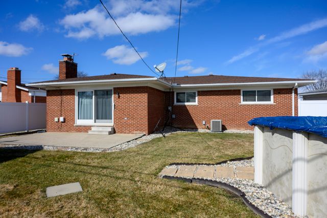 13342 Lutz Avenue, Warren, MI 48088