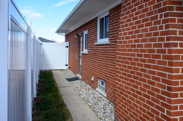 13342 Lutz Avenue, Warren, MI 48088