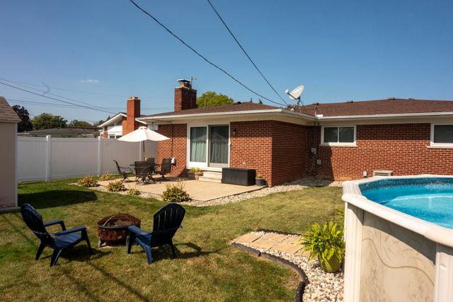 13342 Lutz Avenue, Warren, MI 48088