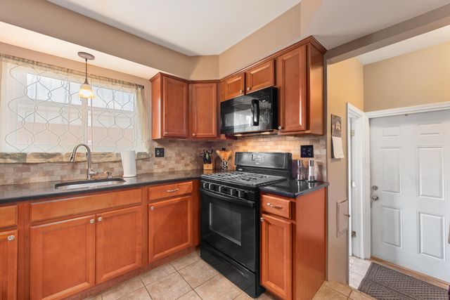 13342 Lutz Avenue, Warren, MI 48088