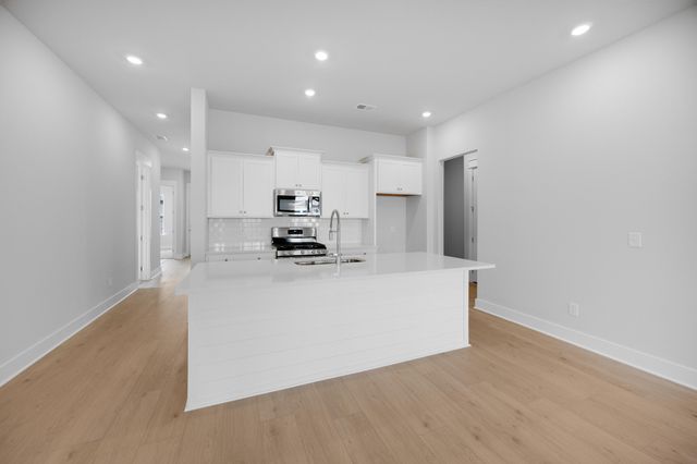 104 Bloomsbury Street, Summerville, SC 29486