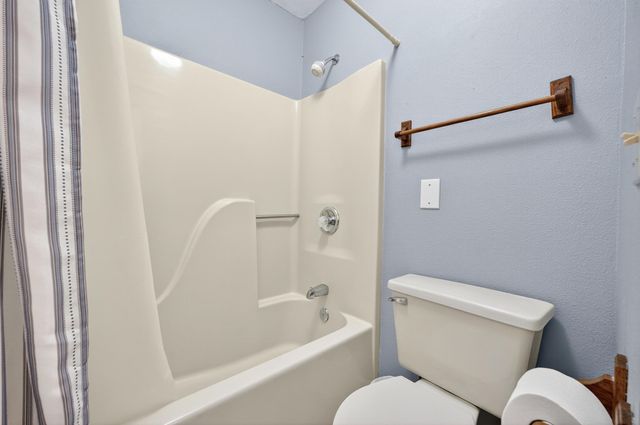 2833 Via Roma Court, Gulf Breeze, FL 32563