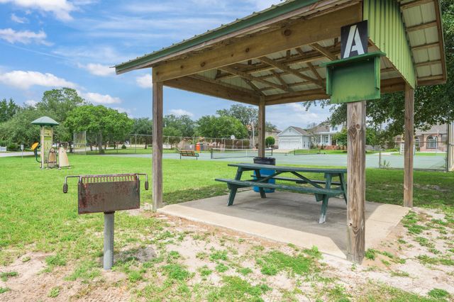 2833 Via Roma Court, Gulf Breeze, FL 32563