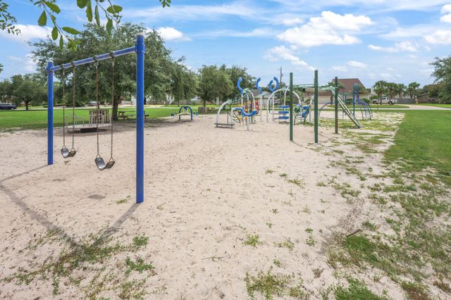 2833 Via Roma Court, Gulf Breeze, FL 32563