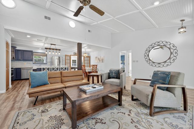 2833 Via Roma Court, Gulf Breeze, FL 32563