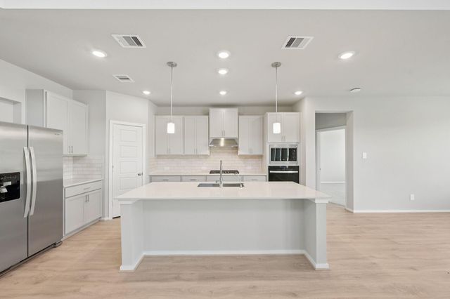 1233 Corsica Cliffs Drive, Huffman, TX 77336