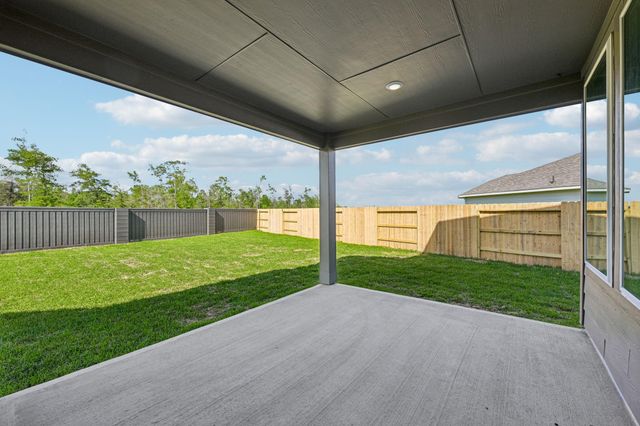 1233 Corsica Cliffs Drive, Huffman, TX 77336