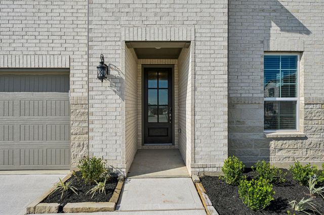 1233 Corsica Cliffs Drive, Huffman, TX 77336