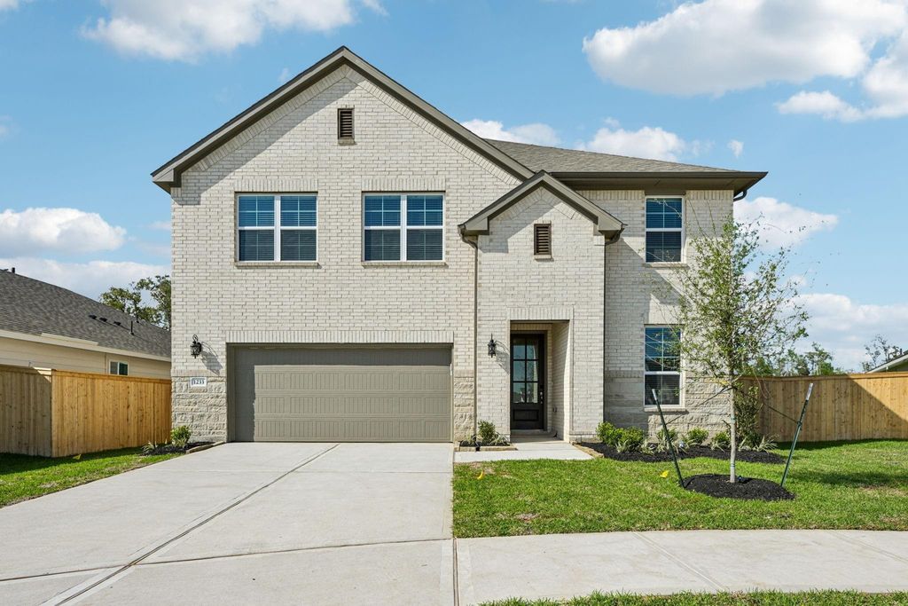 1233 Corsica Cliffs Drive, Huffman, TX 77336