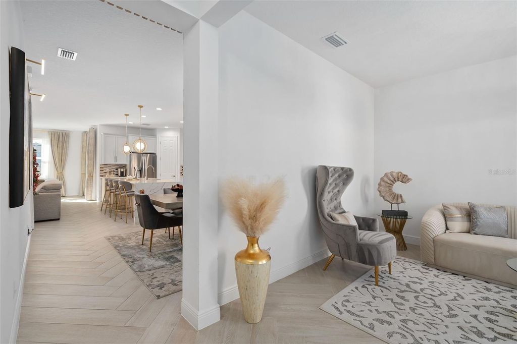 Image 16 of property listing at 5038 TIBET COURT, St Cloud, FL 34772