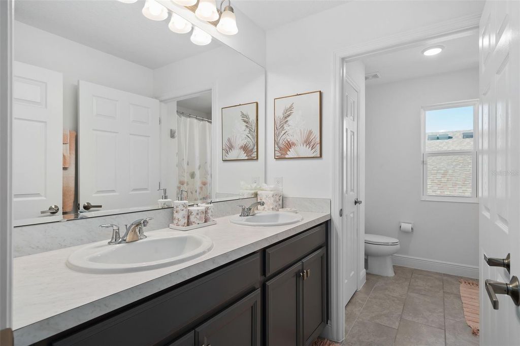 Image 42 of property listing at 5038 TIBET COURT, St Cloud, FL 34772