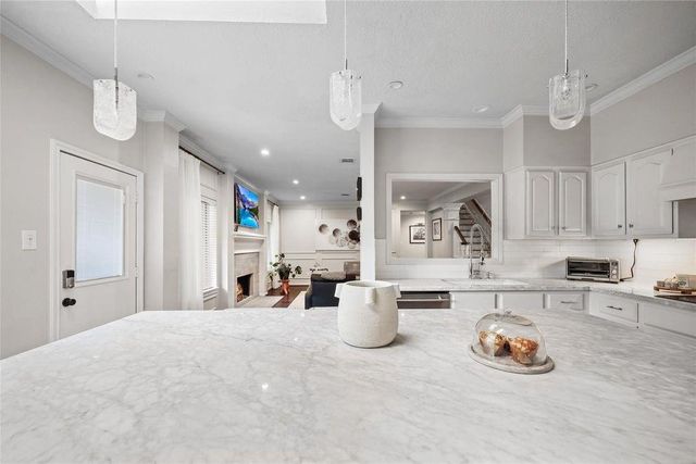 4111 Brook Shadow Drive, Houston, TX 77345