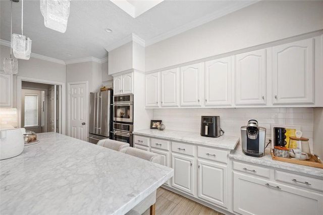 4111 Brook Shadow Drive, Houston, TX 77345