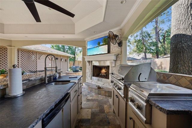 4111 Brook Shadow Drive, Houston, TX 77345