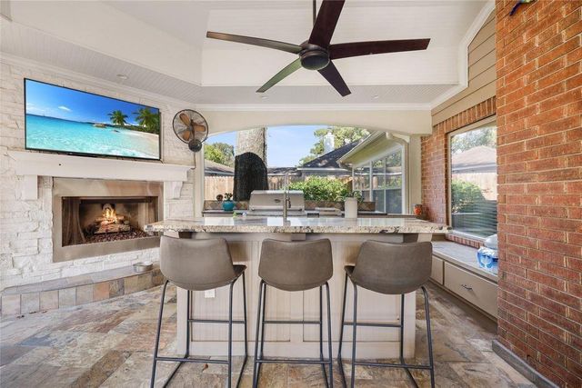 4111 Brook Shadow Drive, Houston, TX 77345