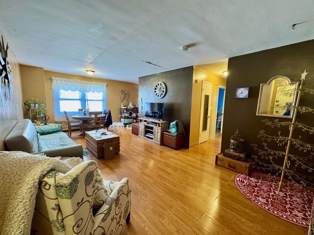 200 Rockaway Avenue, Valley Stream, NY 11580