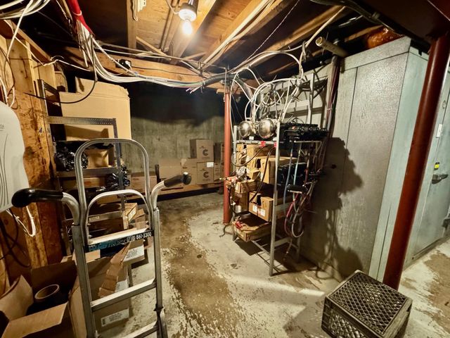 200 Rockaway Avenue, Valley Stream, NY 11580