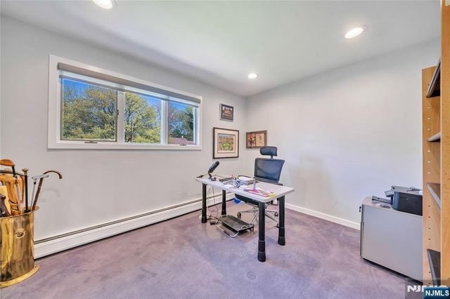 1 Collins Avenue, Closter, NJ 07624