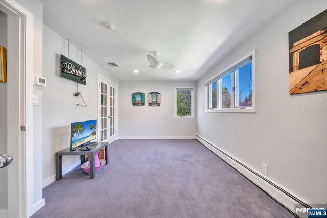 1 Collins Avenue, Closter, NJ 07624