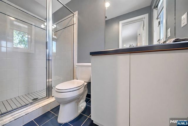 1 Collins Avenue, Closter, NJ 07624