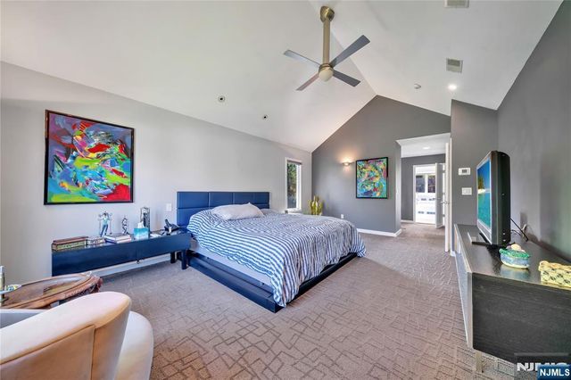 1 Collins Avenue, Closter, NJ 07624