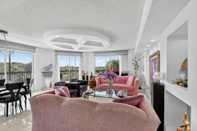 5301 Fountains Drive S 501, Lake Worth, FL 33467