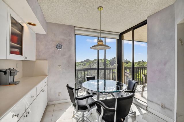 5301 Fountains Drive S 501, Lake Worth, FL 33467