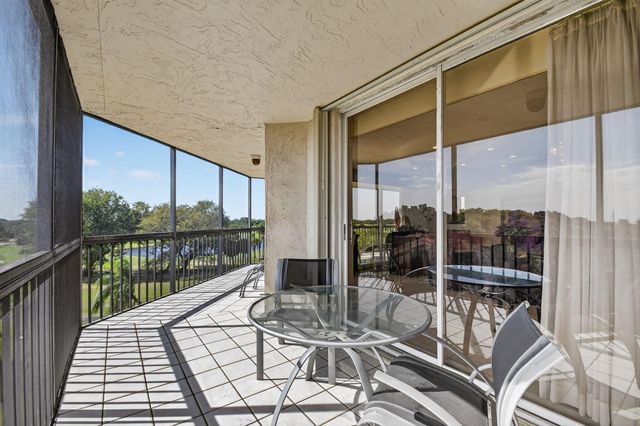 5301 Fountains Drive S 501, Lake Worth, FL 33467