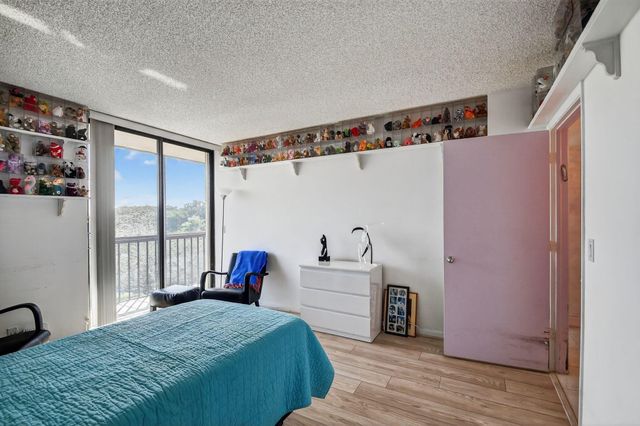 5301 Fountains Drive S 501, Lake Worth, FL 33467