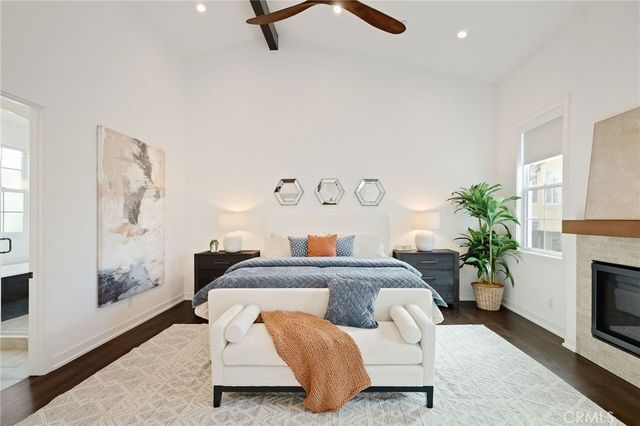 1919 Gates Avenue B, Redondo Beach, CA 90278