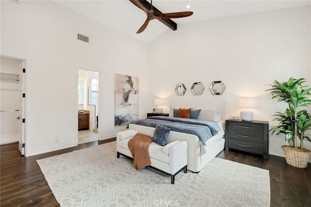 1919 Gates Avenue B, Redondo Beach, CA 90278