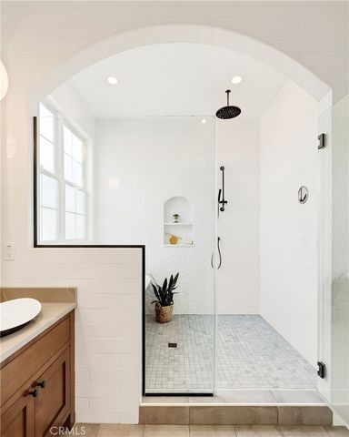 1919 Gates Avenue B, Redondo Beach, CA 90278