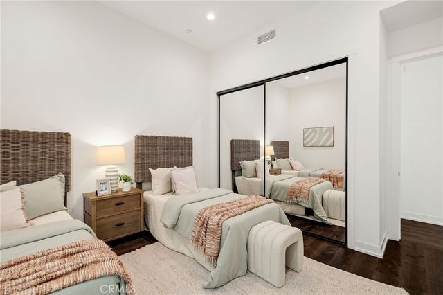 1919 Gates Avenue B, Redondo Beach, CA 90278