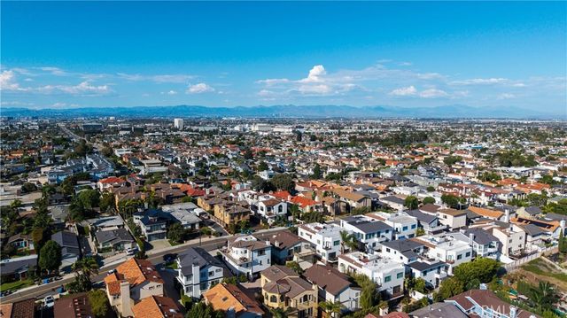 1919 Gates Avenue B, Redondo Beach, CA 90278
