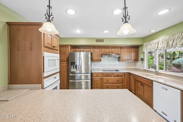 14811 W SENTINEL Drive, Sun City West, AZ 85375