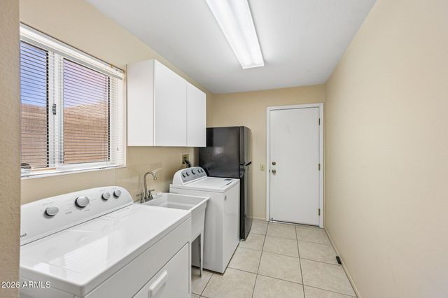 14811 W SENTINEL Drive, Sun City West, AZ 85375