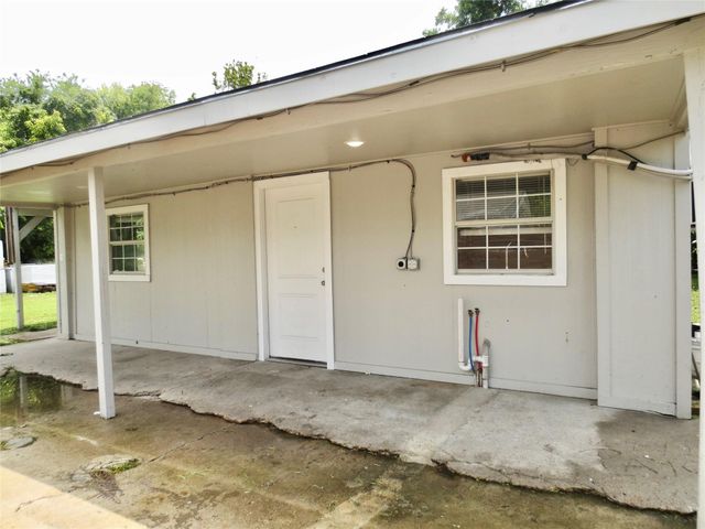 2204 Parker Road A, Houston, TX 77093