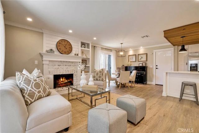 6431 Rugby Avenue E, Huntington Park, CA 90255