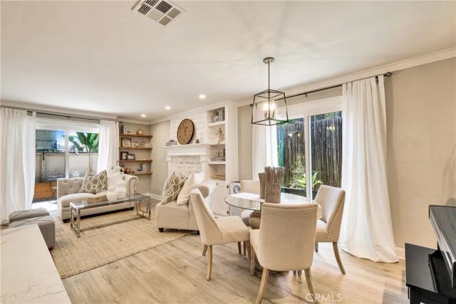 6431 Rugby Avenue E, Huntington Park, CA 90255