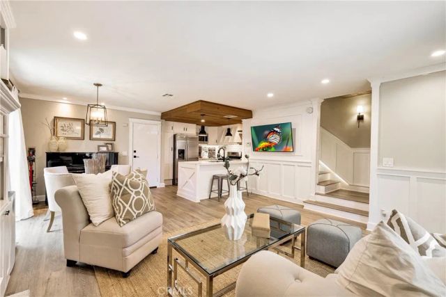 6431 Rugby Avenue E, Huntington Park, CA 90255