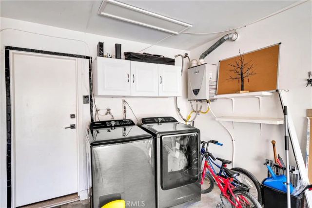 6431 Rugby Avenue E, Huntington Park, CA 90255