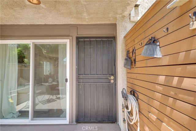6431 Rugby Avenue E, Huntington Park, CA 90255