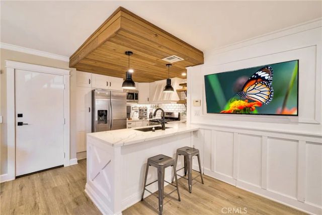 6431 Rugby Avenue E, Huntington Park, CA 90255