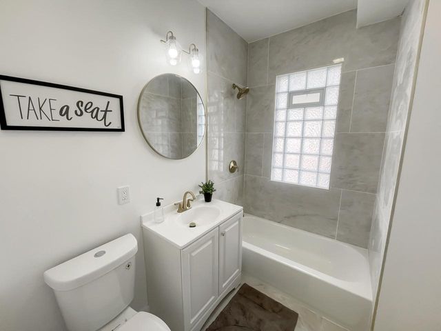 3249 N 14th STREET, Milwaukee, WI 53206