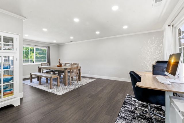 2017 Bridgewood Way, Modesto, CA 95355